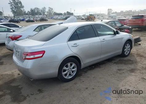 2011 Toyota Camry Le V6 z USA, uszkodzony, nr VIN JTNBK3EK9B3052061